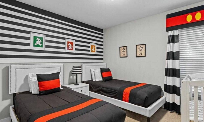 Bay Hill House | Last Minute Disney Getaway! Private Pool & Themed Bedrooms. Book Now! #86911