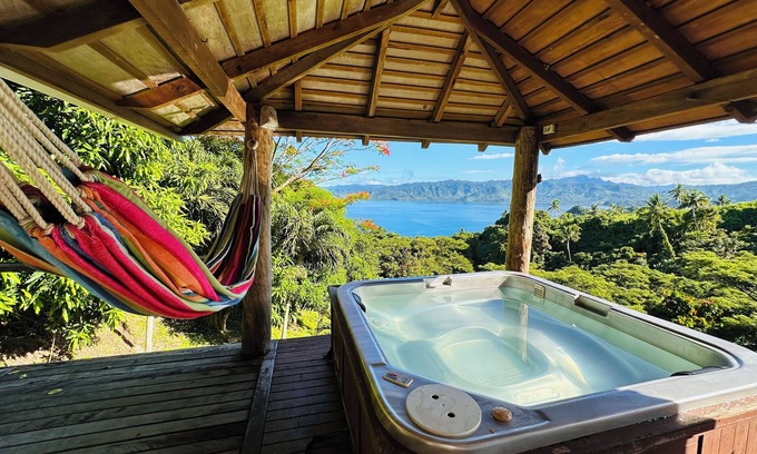 Savusavu House | Latui Lodge, Self-catering secluded villa with commanding Bay views