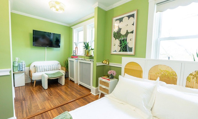 Connellsville Apartment | LAUREL HIGHLANDS GEM ~ FALLINGWATER/OHIOPYLE BOTANICAL HAVEN SUITE with WiFi, AC