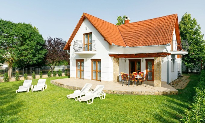 Balatonoszod House | Lavender by Interhome