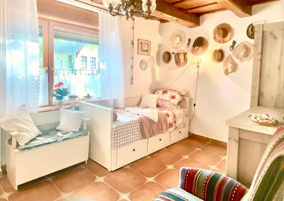 Balatongyorok House | Lavender Cottage