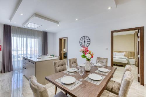 St. Andrew's Apartment | Lavish 3bed In Fair Water Homes Swieqi By Homely