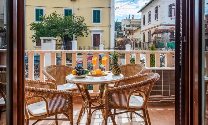 Split Villa | LCT Dream Luxury Villa