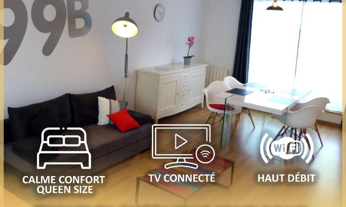 Hallennes-lez-Haubourdin Apartment | le 99B Modern apartment queen size bed connected TV