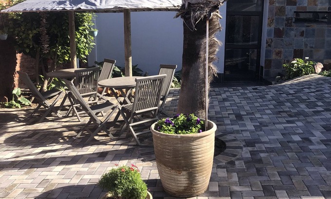 Bluewater Bay House | Le Blue Guesthouse