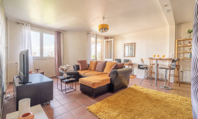 Montreuil Apartment | Le Bohème de Montreuil Paris