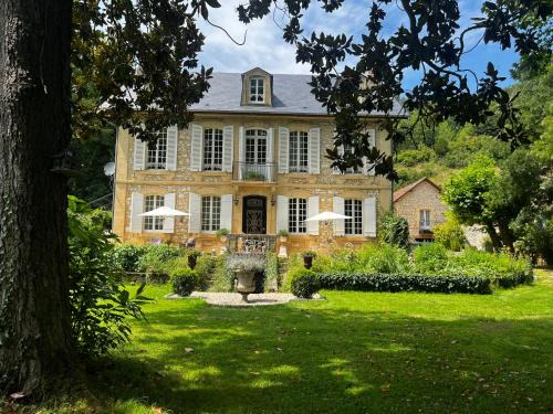 Coux-et-Bigaroque-Mouzens Bed & Breakfast | Le Bouquet Bleu Bed and Breakfast