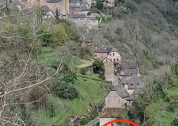 Conques-en-Rouergue Bed & Breakfast | Le Castellou