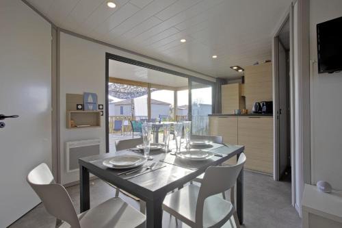 Saubrigues House | Le Chalet Aquila - Welkeys