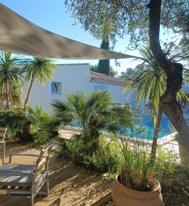 Comps House | Le Clos Olives