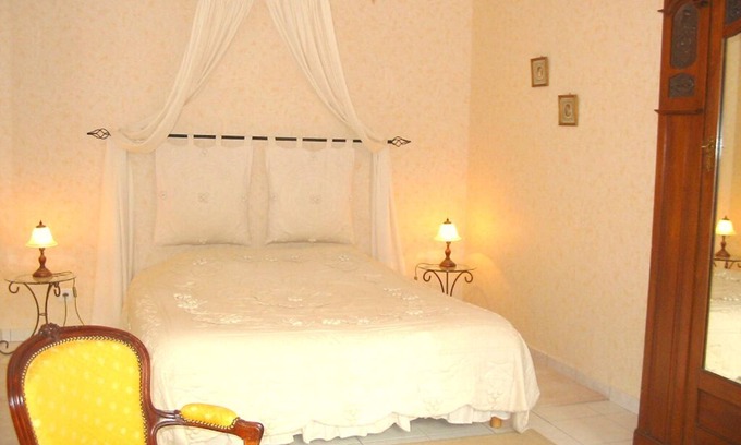 Montlivault House | Le Colombier, charming room near Chambord, Blois and Cheverny