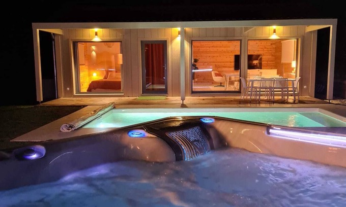 Caloire Cottage | Le Cottage des cerisiers