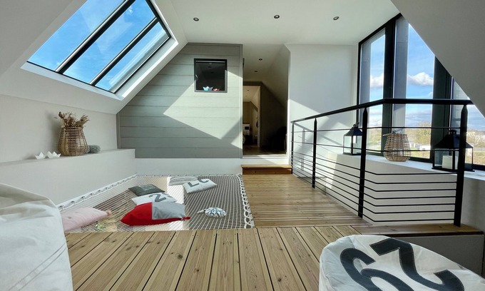 Plougonvelin House | Le Courleau Lodge *, charm and character, near the beach of Trez-Hir