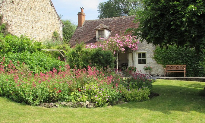 Chaumussay House | Le Fleuve -Adult Only romantic cottages in the Loire Valley with private Gardens