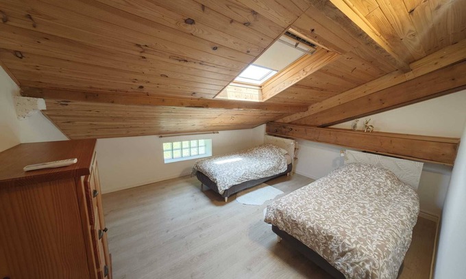 Chateauneuf-de-Gadagne Apartment | Le gite du Domaine: A little cocoon in Provence!