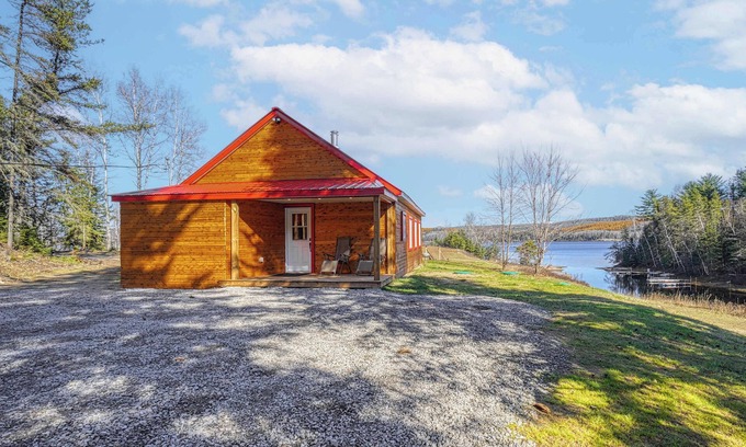 Saint-Michel-des-Saints Ski Chalet | Le Grand Manitou | Bord du Lac Taureau