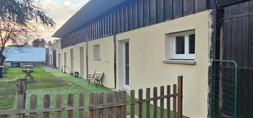 Parigne-lʼEveque Apartment | Le haras de gus et lulu