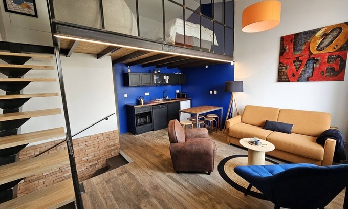 Genas Apartment | Le Loft-Loft-Garden view-Private Bathroom-Apartment