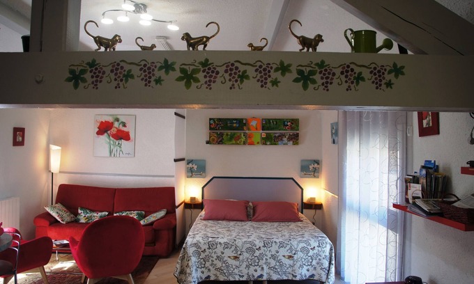 Champillon Apartment | LE LOGIS DU VENDANGEUR Comfortable Rural Cottage in CHAMPILLON