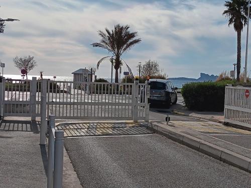 Saint-Cyr-sur-Mer Apartment | Le Mas de la Mer