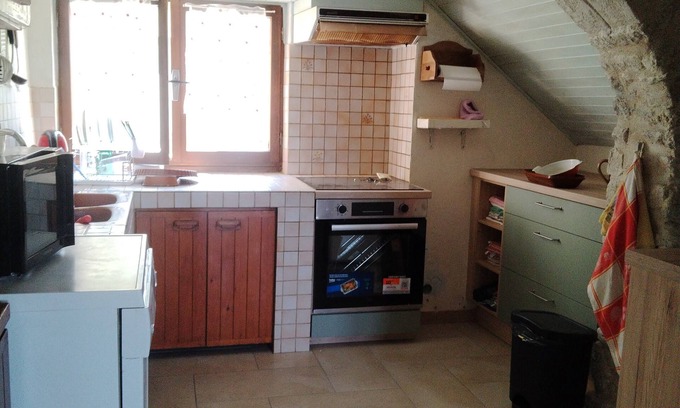 Chabrillan House | Le Mas Gorce offers a peaceful country setting, with a spacious exterior.