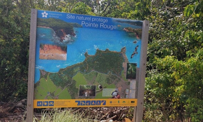 Tartane House | Le Mirador #hiking, beaches and restaurants