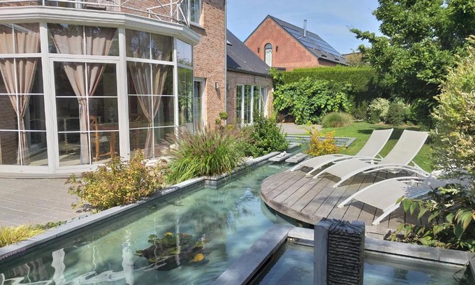 Nivelles House | Le Mont Saint Roch , chambre d'hôtes, B&B