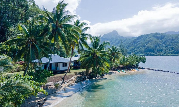 Teahupoo Villa | Le Neliza Beach Lodge Raiatea