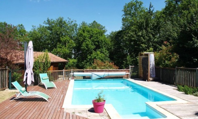 Loupiac House | Le Noisetier by Interhome