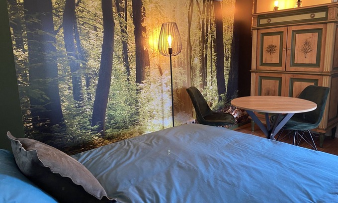 Ostheim Apartment | Le Parc du Séquoia : Le Séquoia Vert, sleep amongst the trees!