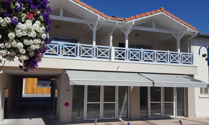 Andernos-les-Bains House | Le Patio Saint Georges 3 single-storey town house 55m² Andernos Centre