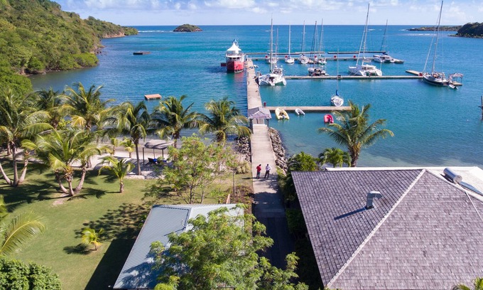 Calvigny Cottage | Le Phare Bleu Marina Resort