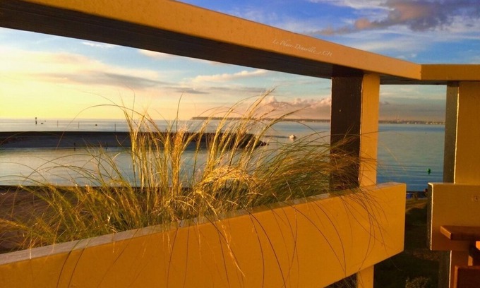 Deauville Condo | Le Phare Deauville sea view