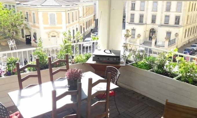 La Joliette Apartment | Le Phocéen - 2BDR Apartment, Terrace, city center/Panier
