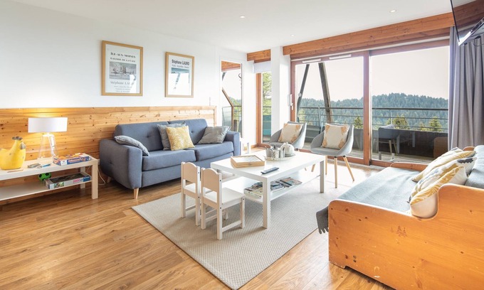 Chamrousse Apartment | Le Pichu - Appt avec vue montagne