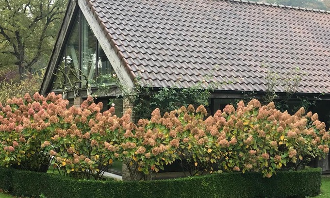 Couture-Saint-Germain Bed & Breakfast | Le porche