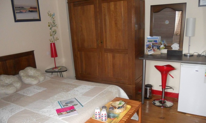 Menesplet House | Le Puits des Lucques Chambres d'Hotes