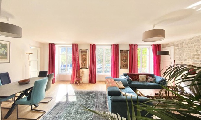 Quimper Apartment | Le Quai 18 - Luxury apartment with parking in the heart of Quimper