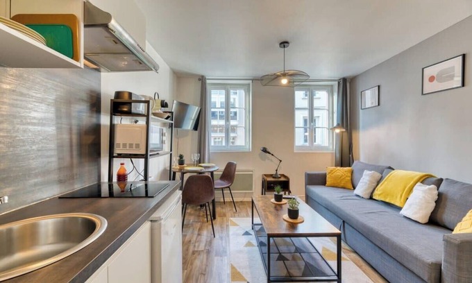 Quartier Pasteur Apartment | Le Rémi : studio rénové au coeur de Rouen
