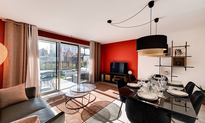 Annecy Apartment | Le Reposoir - New 2 bedroom apartment with terrace & garage