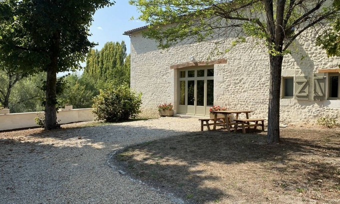 Chalais House | Le Tamaris - Former barn with private pool