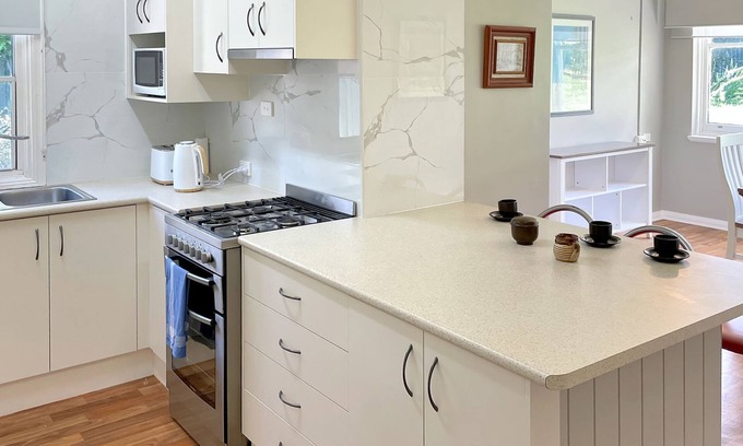 East Tamworth Apartment | Leafy Lodge - Secluded retreat in East Tamworth