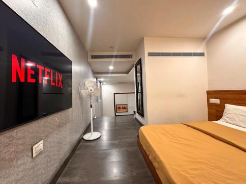 Mahipalpur Extension Apartment | Leafyinn Comfy Loft