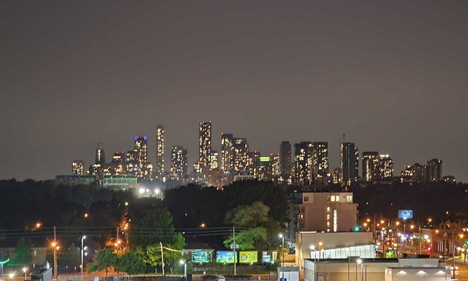 East York Condo | Leaside/Sunnybrook Executive 1 Bedroom, 2 Bathroom, Terrace, Condo