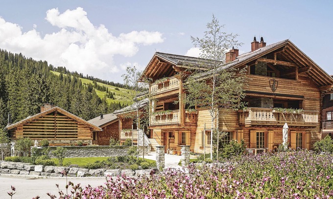Lech am Arlberg Ski Chalet | Lech Lodge - LEGENDARY