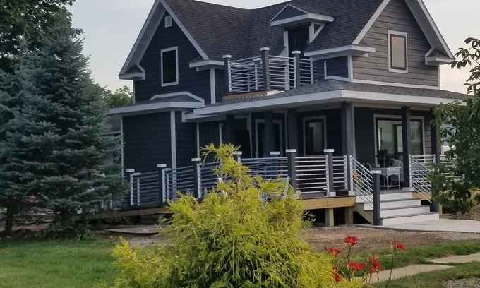 Mount Horeb House | Legacy Guest House , Mount Horeb WI