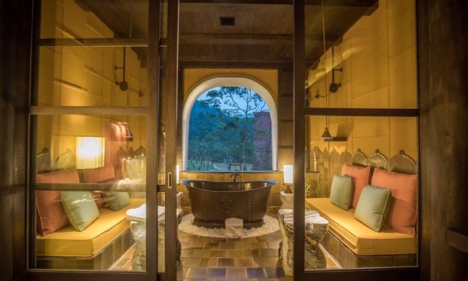 Uong Bi Hotel | Legacy Yen Tu - MGallery