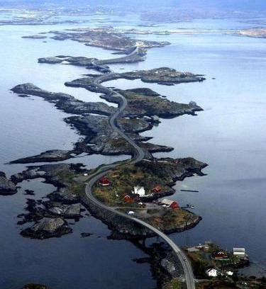 Lyngstad House | Leite Gård near Atlantic Road in Hustadvika