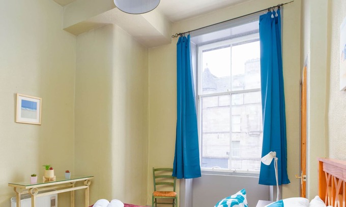 Leith Apartment | Leith Walk 1 bedroom Apartment