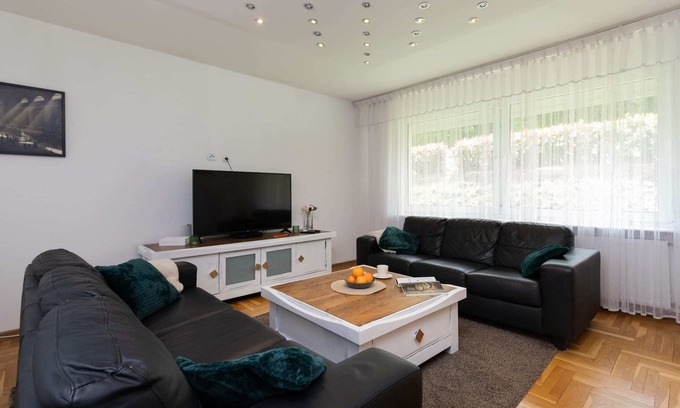 Gdynia Apartment | Lelewela 7B | Bright Apartment in Gdynia